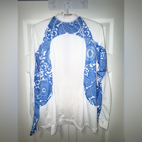 Lululemon One Love Rashguard White Beachy Floral White Porcelaine size 8 EUC - Picture 2 of 13